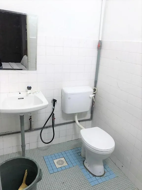 Oyo 90645 Pelangi Baru Hotel Johor Bahru 2*,