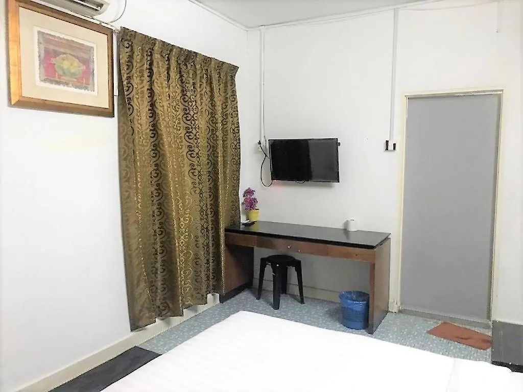 Oyo 90645 Pelangi Baru Hotel Johor Bahru