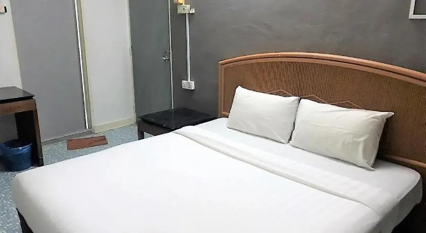 Oyo 90645 Pelangi Baru Hotel Johor Bahru