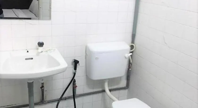 Oyo 90645 Pelangi Baru Hotel Johor Bahru