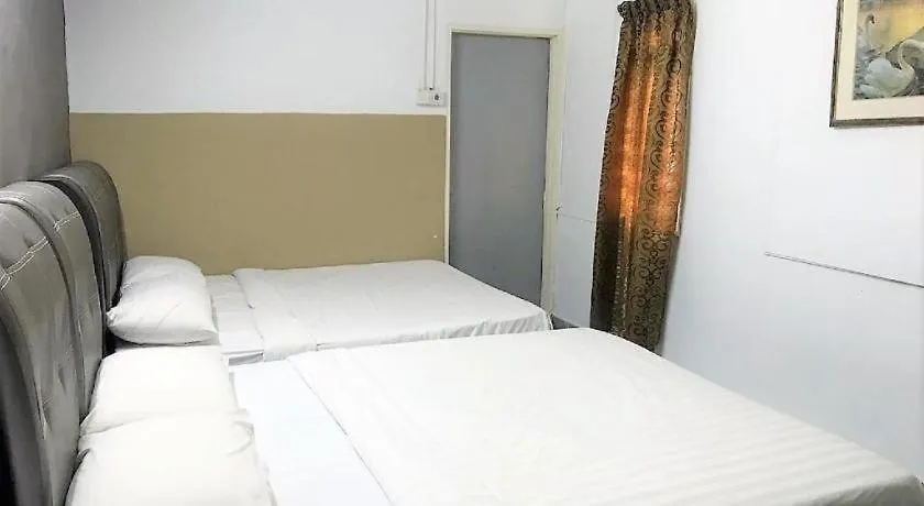 Oyo 90645 Pelangi Baru Hotel 조호르 바루