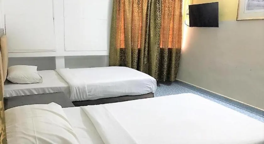 Oyo 90645 Pelangi Baru Hotel 조호르 바루